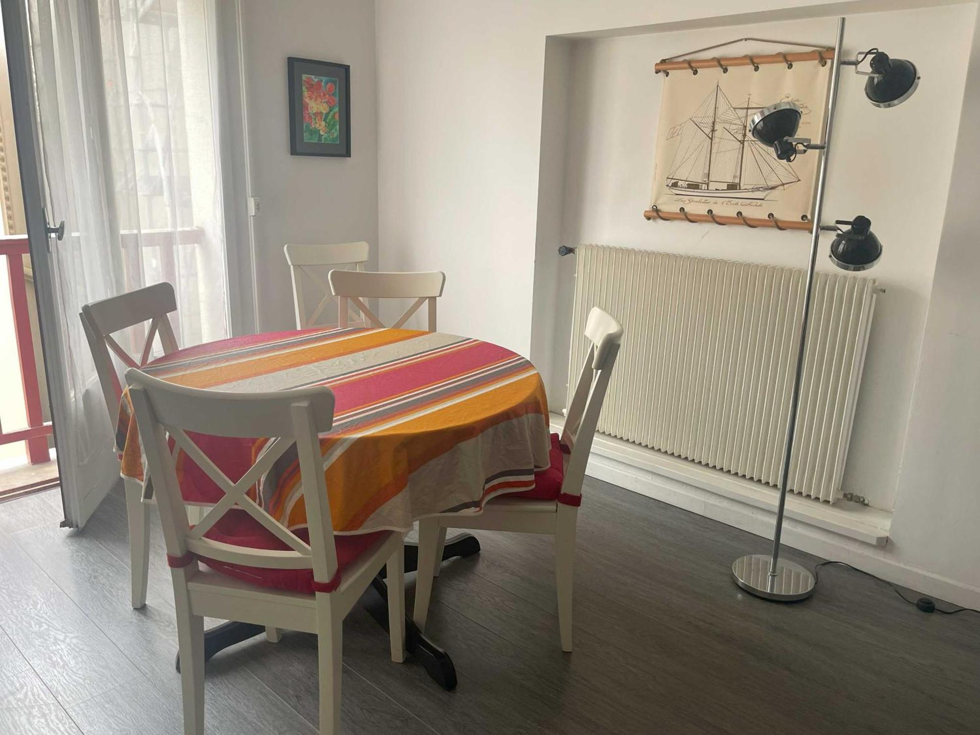 Grand T2 De Charme Plages Et Commerces A Pieds Apartment Ciboure